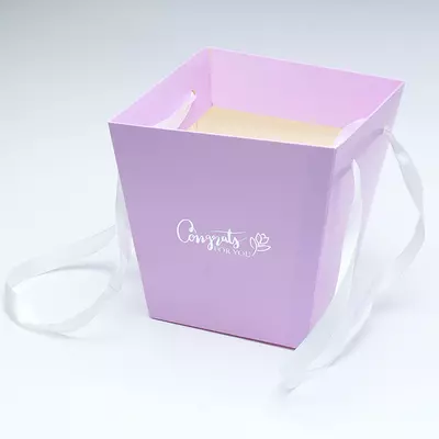 Коробка для цветов с лентой Трапеция Congrats 13,5 х 14,5 см(h) картонная самосборная лаванда