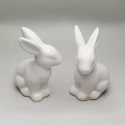 Кролик великодній порцеляновий для декору 4,5х6,5х8,5(h) см білий