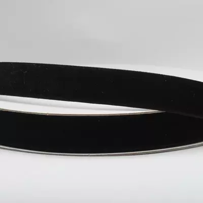 Бархатная лента 2 см черная
