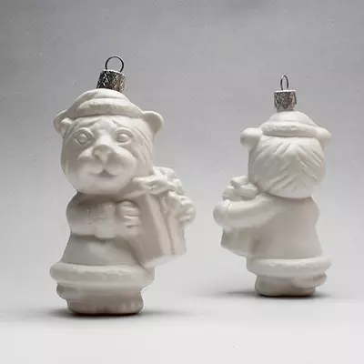 Заготовка новогодняя Тигр с подарком пластиковая 11х6 см серо-белая
