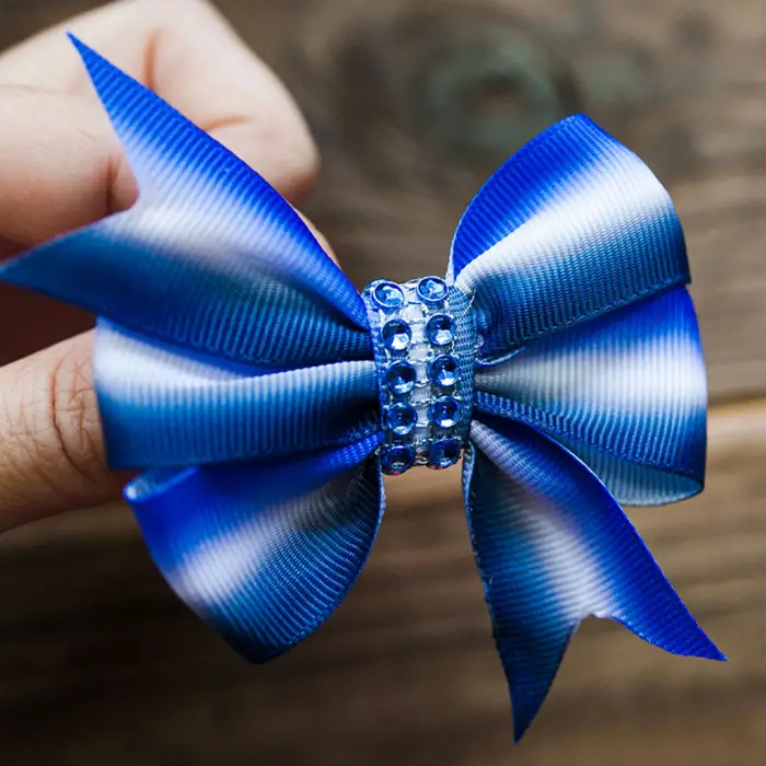 Нарядные бантики для девочки из лент своими руками/DIY ribbon bows