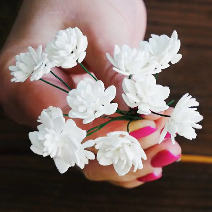 Как сделать цветок хлопка своими руками за 10 минут