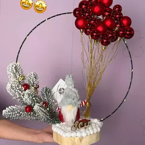 Відео огляд DIY MK Новорічний гном з кульками 